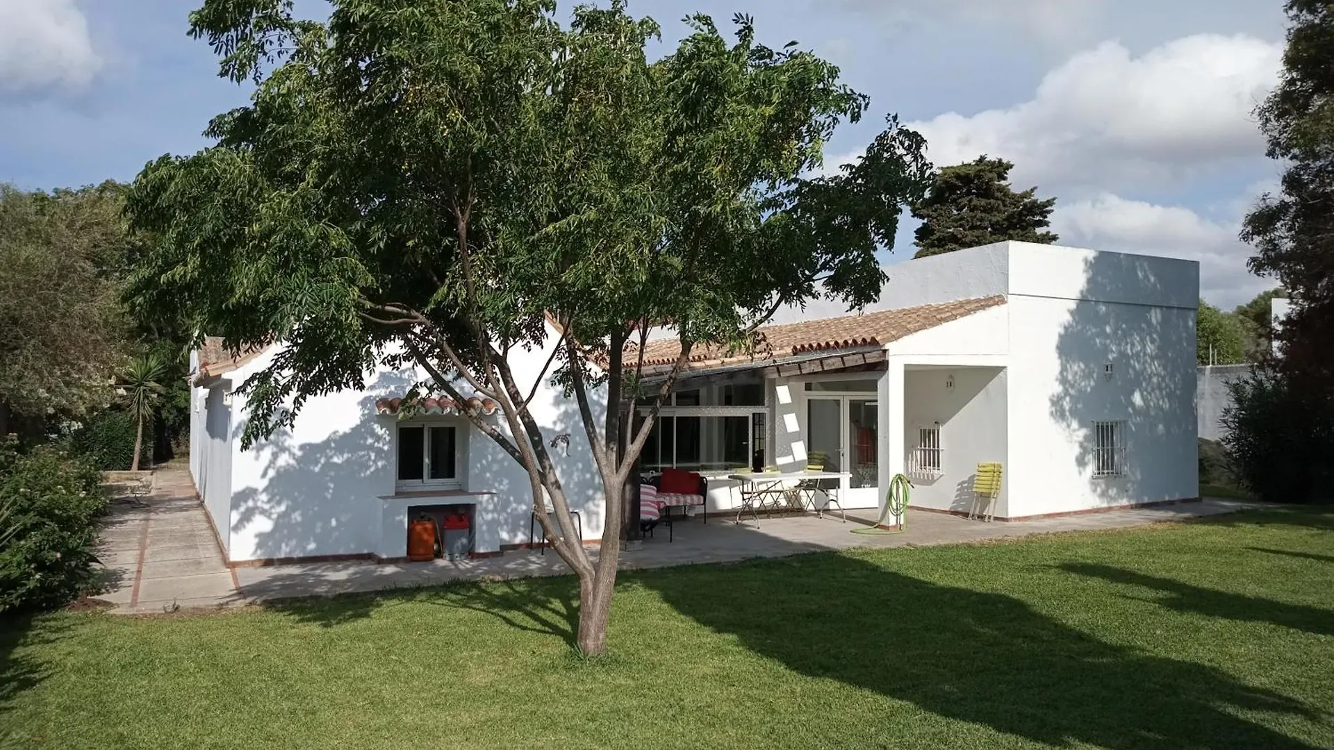 Villa Delos Cadiz